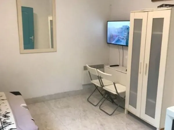 Studio 1 pièce 17 m²