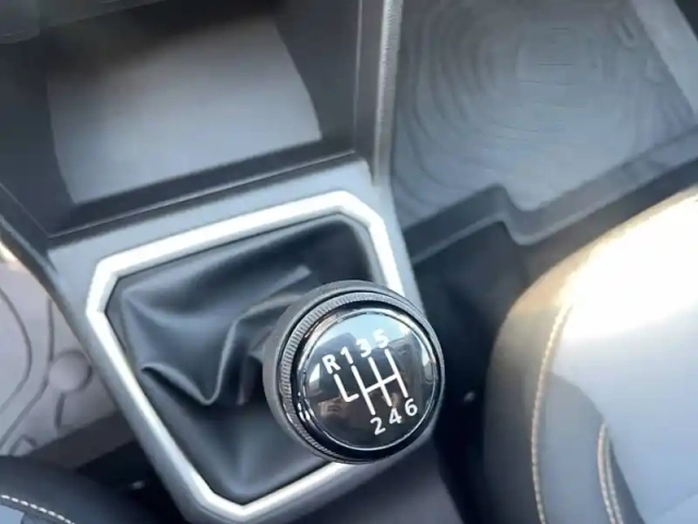 Dacia Sandero eco-g 100 gsr2 — photo 19