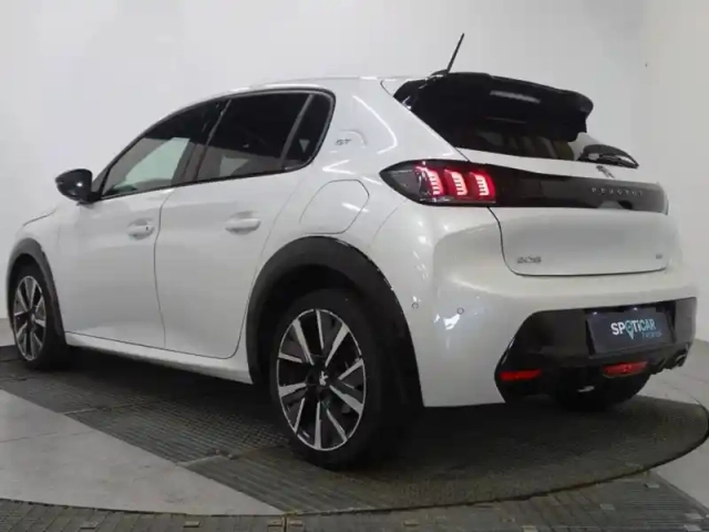 Peugeot 208 1.2 puretech 100ch s&amp;s gt eat8 — photo 7