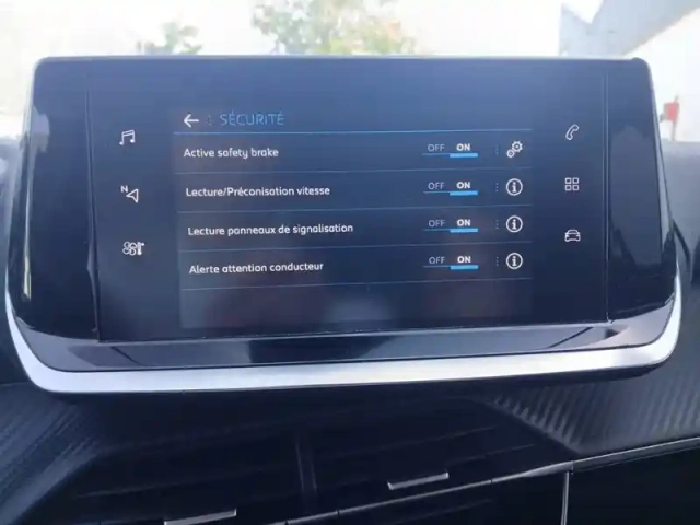 Peugeot 208 puretech 75 s&amp;s bvm5 — photo 20