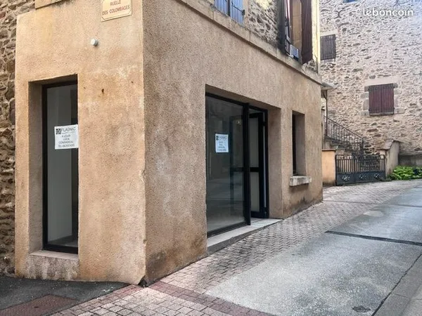 LOCAL COMMERCIAL 52 m² À LOUER - FLAGNAC (12300) - 150 /MOIS