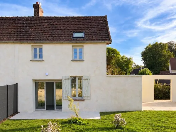 À VENDRE - Maison rénovée à neuf de 64 m² à Orgerus (78)