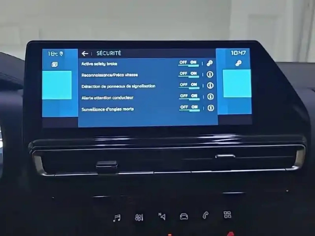 Citroën C5 Aircross hybride rechargeable 225 e-eat8 — photo 28