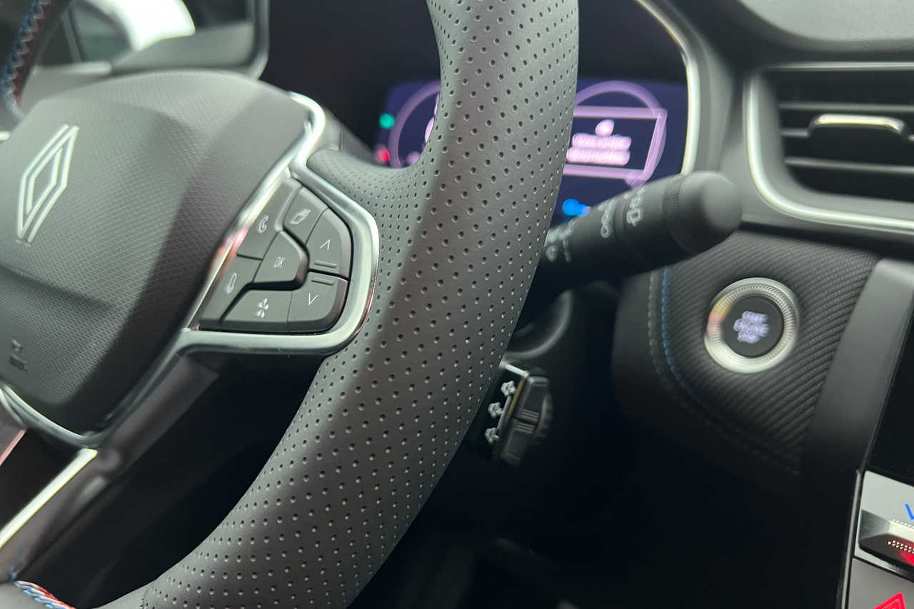 RENAULT Captur E-Tech full hybrid 160 ch — photo 17