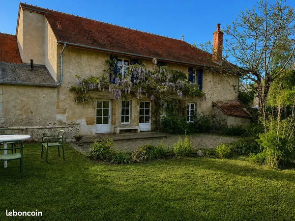 MAISON 11 pièces 335m2