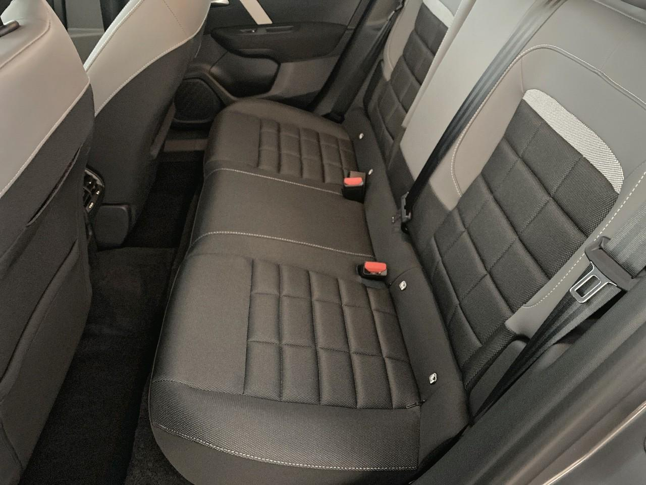 Citroën C4 e-c4 156 ch autonomie etendue plus — photo 10