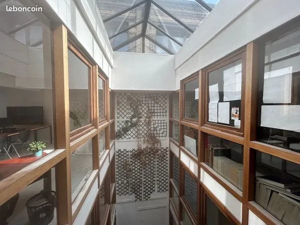 Immeuble 34 pièces 798 m²