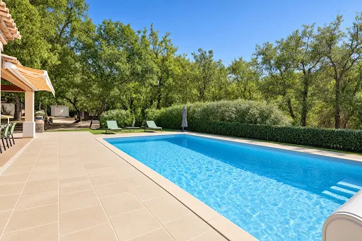 Maison 8 pièces 272 m²