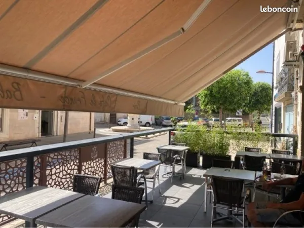 Bar Brasserie licence 4 village