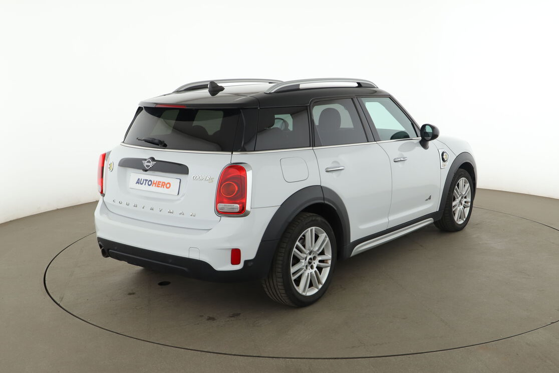 MINI Countryman Cooper SE ALL4 Hybrid BVA6 — photo 5
