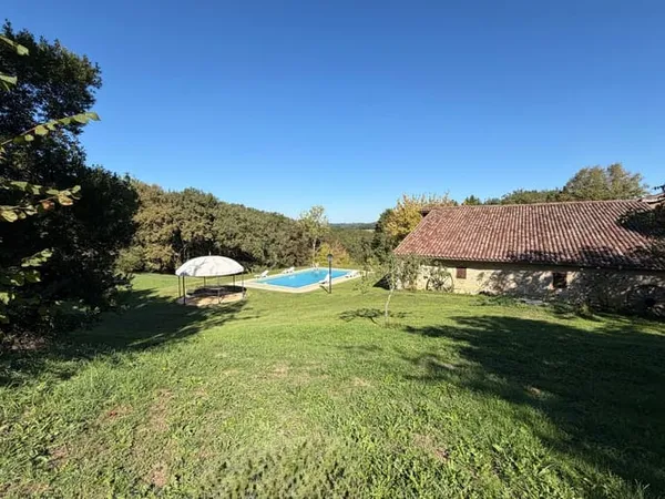 Maison 4 pièces 253 m²