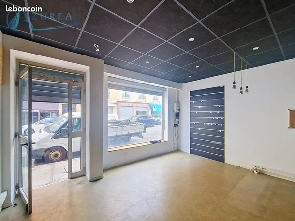 LOCAL COMMERCIAL 40 m² NICE