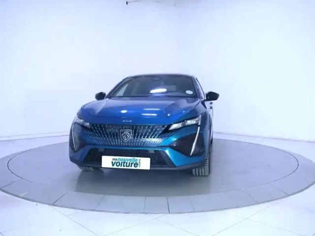 Peugeot 408 phev 225 e-eat8 — photo 27