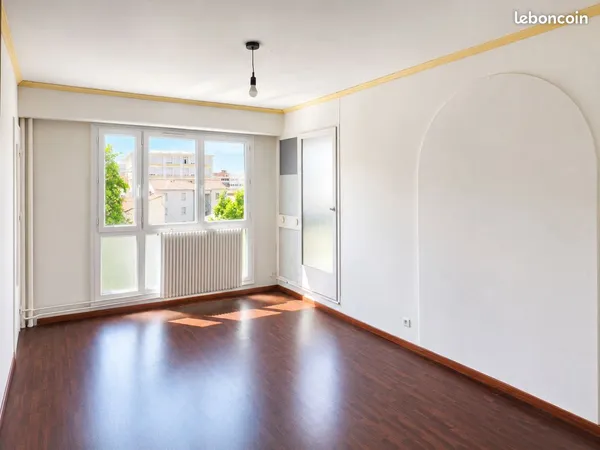 Appartement 4 pièces 82m2 + Cave