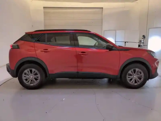 Peugeot 2008 electrique 136 ch — photo 14