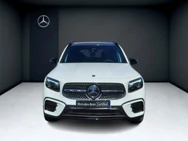 Mercedes Glb 200 d amg line — photo 8