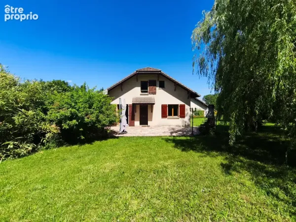 À vendre Maison familiale à Cranves-Sales