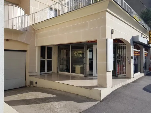 Parking 12 m²