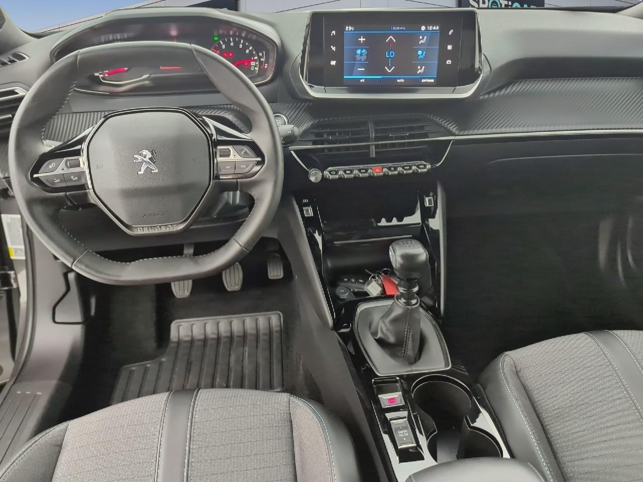 Peugeot 2008 puretech 100 s&s bvm6 allure — photo 8