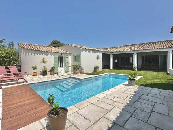 Maison 6 pièces 192 m²