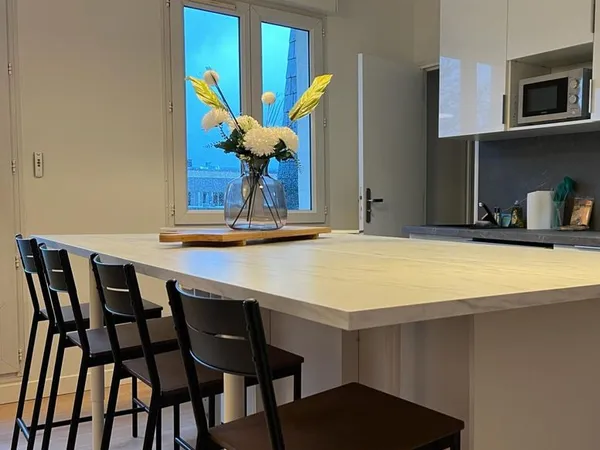 Appartement meublé - 63m2 - 2 chambres - Dernier étage