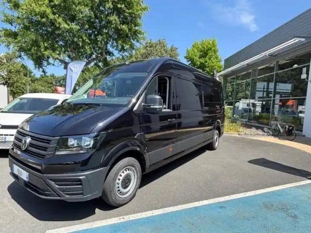 Volkswagen Crafter fg 35 l4h3 2.0 tdi 177ch business traction bva8 — photo 3