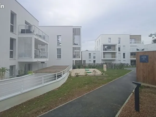 T2 neuf avec terrasse et stationnement