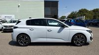Peugeot 308 1.5 BlueHDi 130ch S&S Style EAT8 — photo 4