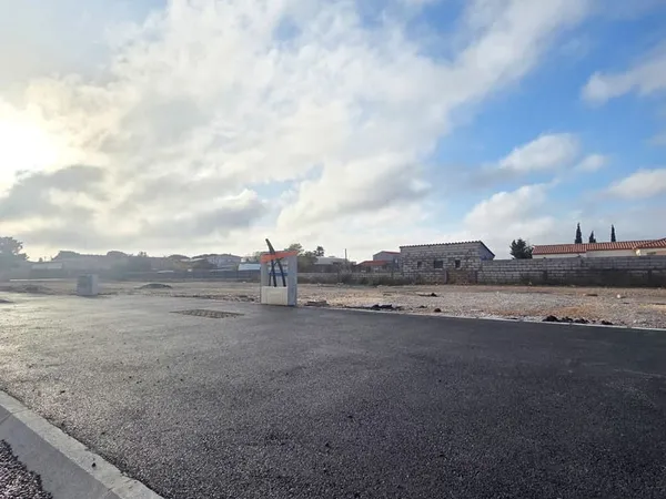 Terrain 250 m²