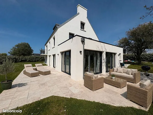 Maison 8 pièces 210 m²