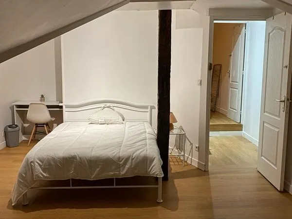 Chambre dans appartement hypercentre Redon