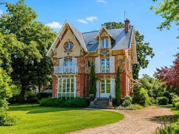 Maison 9 pièces 167 m²