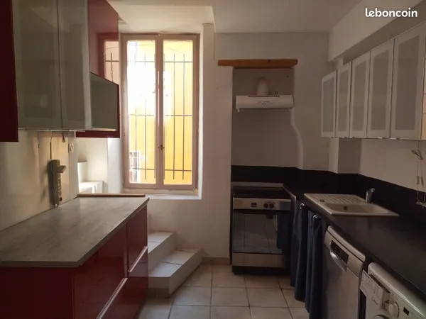 Location maison de ville a valreas