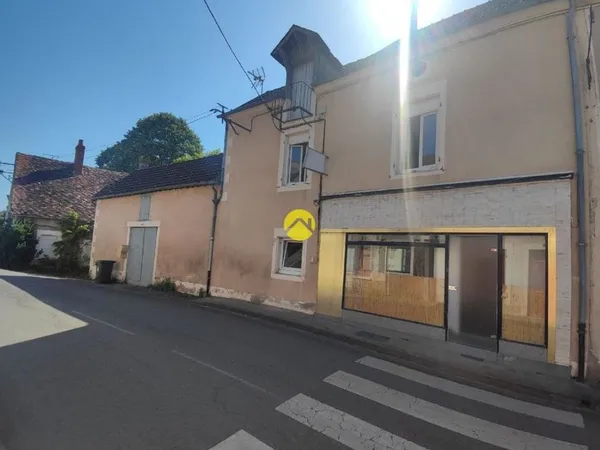 IMMEUBLE DE RAPPORT EN CENTRE-VILLE