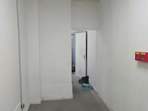 Local commercial 18 m² - accès indépendant sur rue - Vieux-Port / Estienne-d'Orves