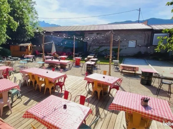 À vendre restaurant Guinguette à Aix les bains