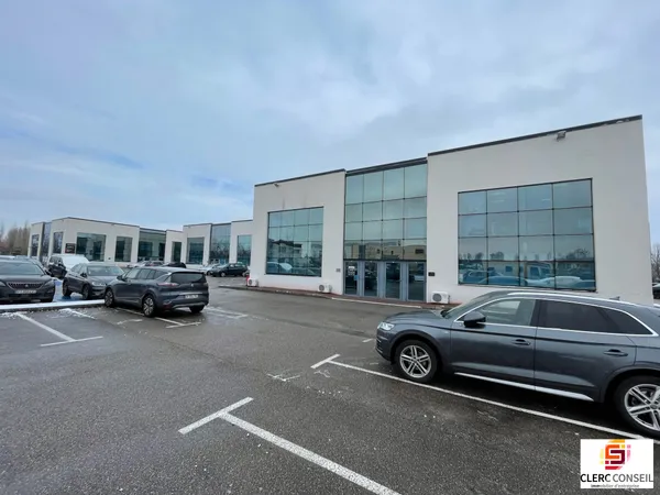 Local professionnel 54 m²