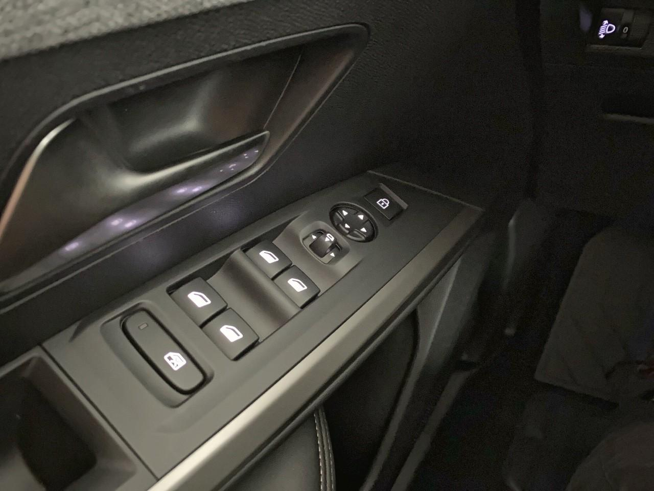 Peugeot 5008 hybrid 145 ch e-dcs6 allure — photo 20
