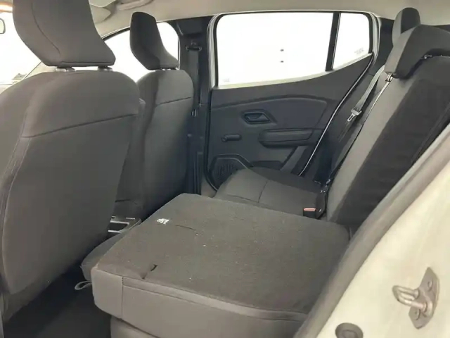 Dacia Sandero sce 65 - 22 — photo 36