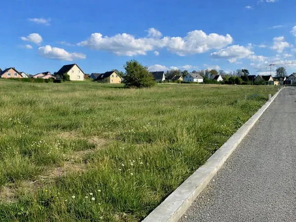 TERRAINS CONSTRUCTIBLES LOTISSEMENT CLOS VAUBAN 57370 PHALSB