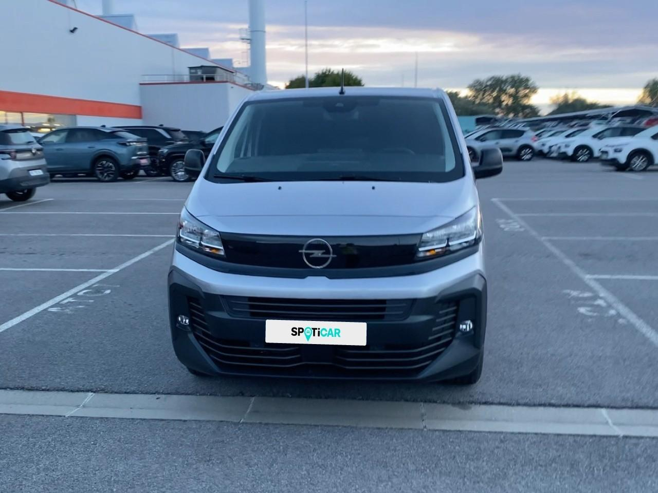 Opel Vivaro fourgon fgn taille xl bluehdi 120 s&s bvm6 — photo 2