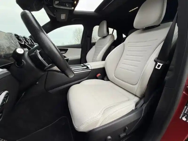 Mercedes Glc 300 e hybrid eq 4matic amg line — photo 6