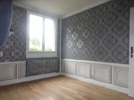 A MARISSEL, TRES BEL APPARTEMENT RENOVE DE 65M2 AVEC PARKIN