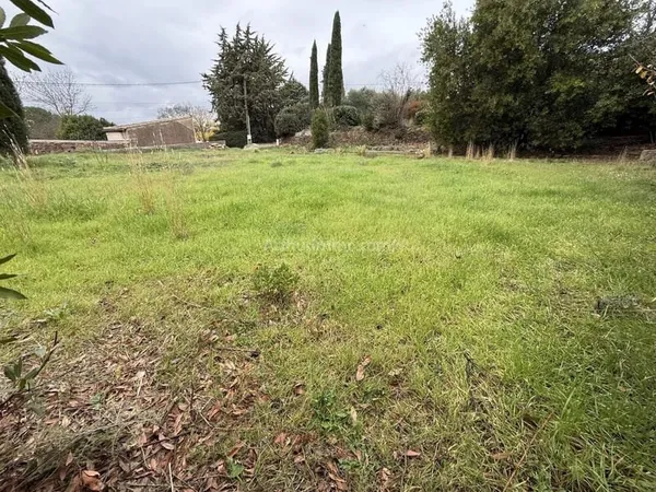 TERRAIN CONSTRUCTIBLE