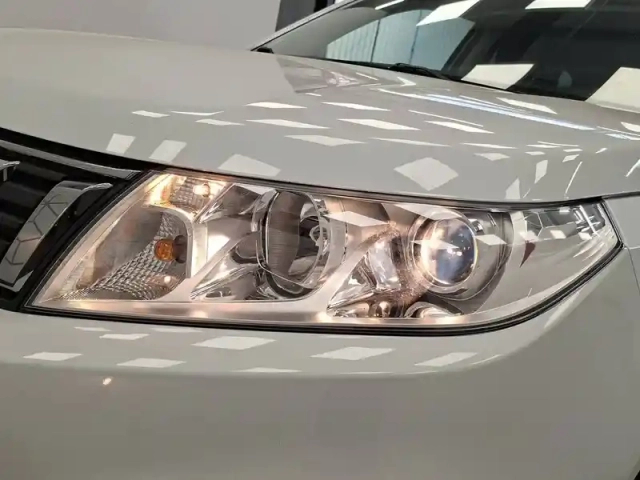 Suzuki Vitara 1.0 boosterjet — photo 35