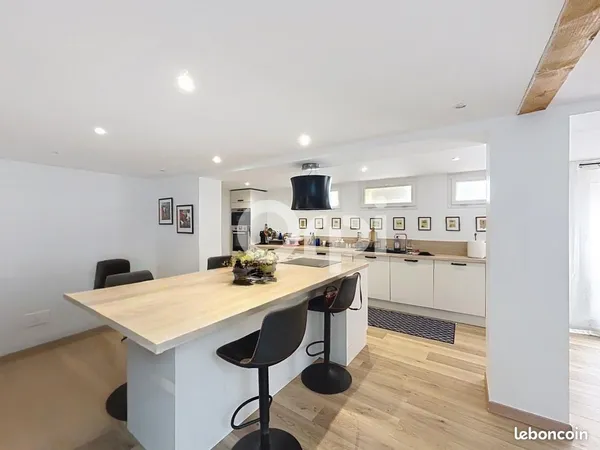 Loft 4 pièces 204 m²