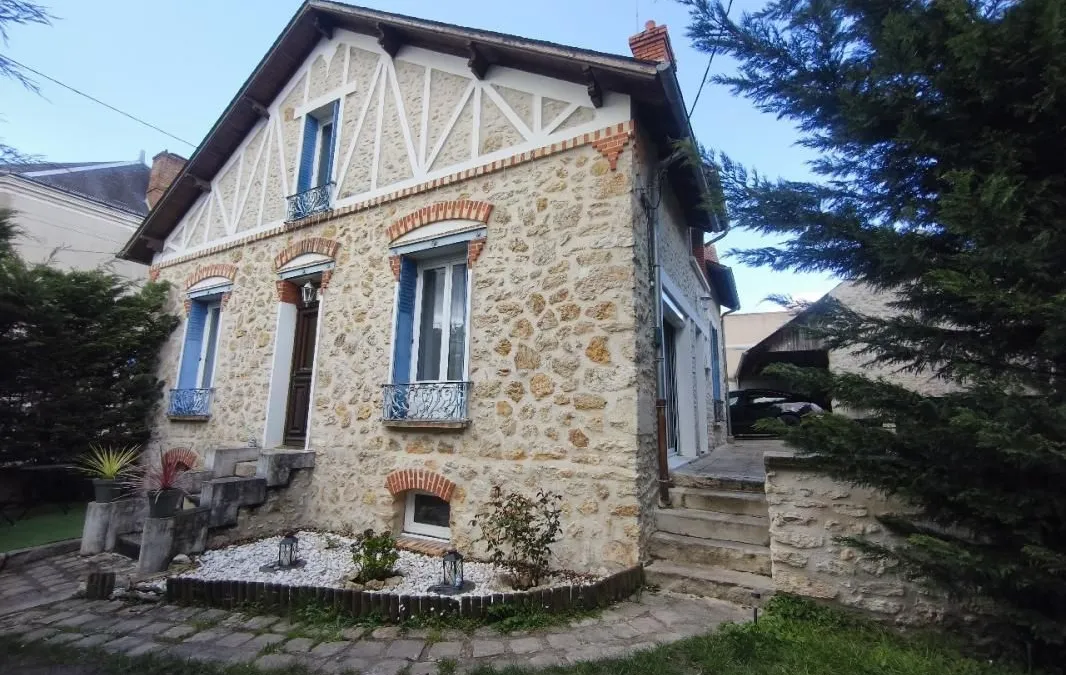 Photo 1