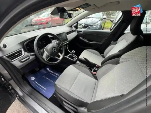 Renault Clio 1.0 tce 90ch evolution — photo 9