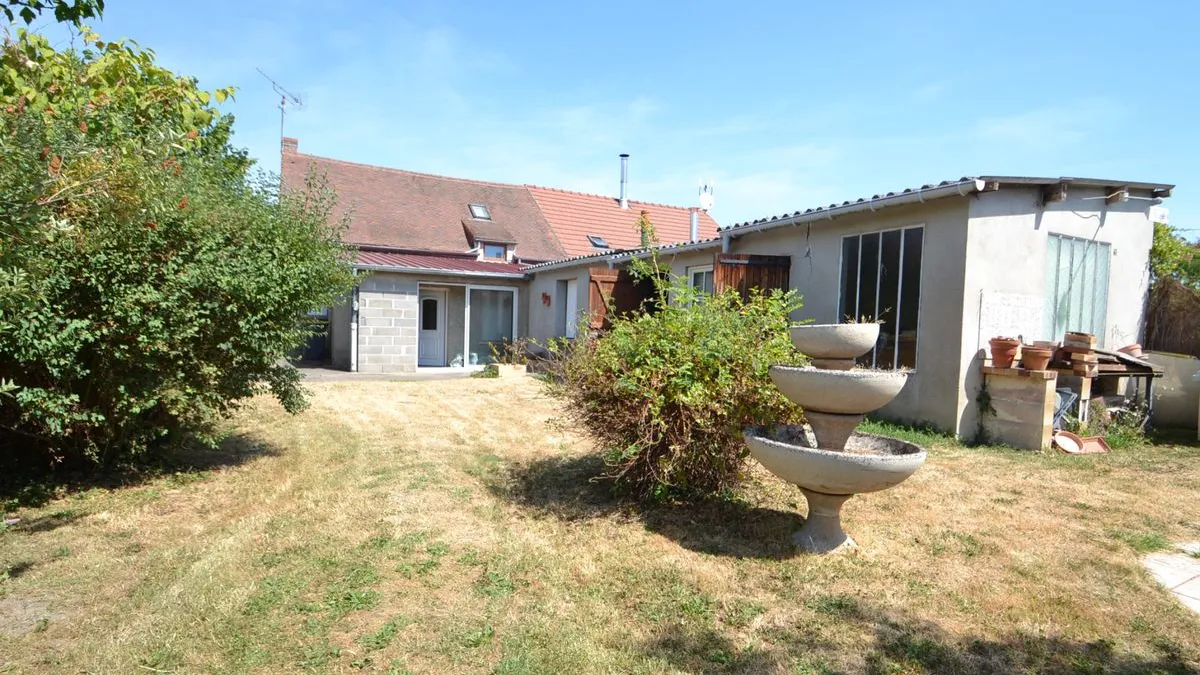 Photo 1