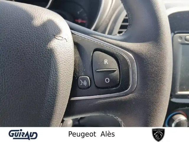 Renault Captur tce 90 e6c — photo 15